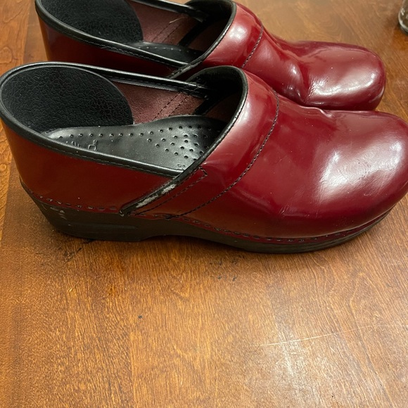 Dansko Red Clogs - Picture 2 of 4